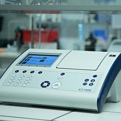 XD 7500 (UV-VIS Spectrophotometer)